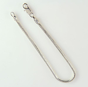 BR06: Snake Chain Bracelet in Silver
