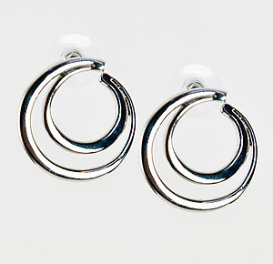 EA552: Designer Silver Hoop Earrings