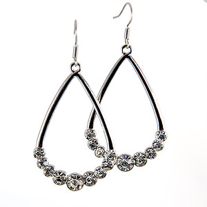 EA614: Elegant Rhinestone Earrings