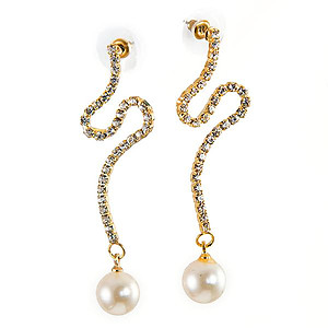 EA656: Elegant Crystal and Pearl Earrings