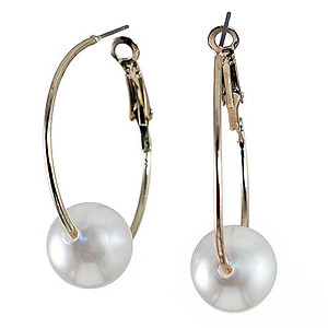 EA728: Golden Hoop Earrings accented with Pearls