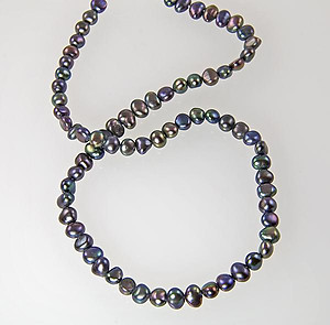 NA199: Natural Black Pearl Necklace