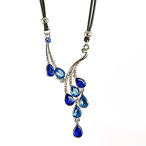 NA270: Elegant Sapphire Necklace