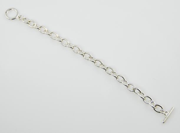 BR130: Smooth Silver Toggle Charm Bracelet