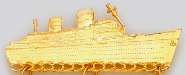 CHP014: Gold Cruise Ship Charm Holder