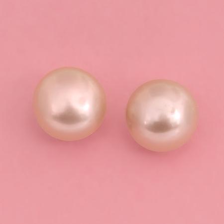 EA624: Fresh Water Pearl Earrings Black or White