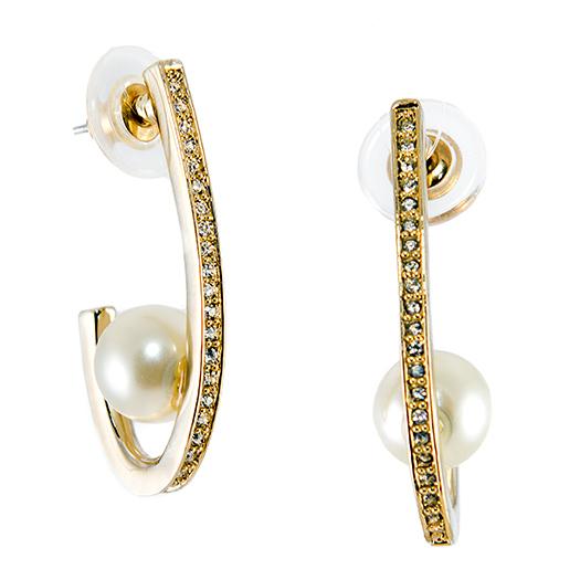 EA631: Elegant Pearl Earrings