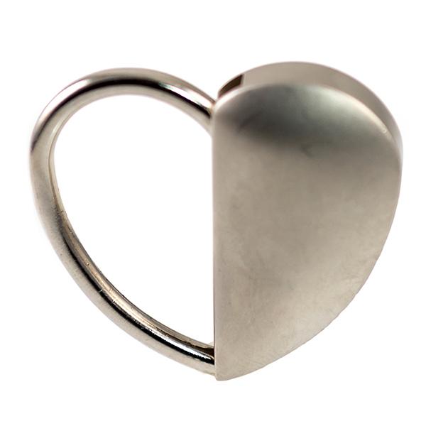 KE67: Silver Heart Keychain