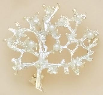 PA285: Tree Add A Pearl Pin in Gold or Silver