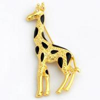 PA335G: Golden Giraffe Pin