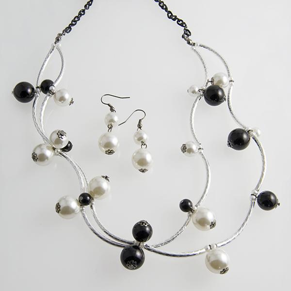 SN210: Black & White Multi-Strand Pearl Necklace & Earrings Set