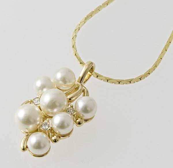 SNT159: Pearl & CZ Necklace & Earrings Set