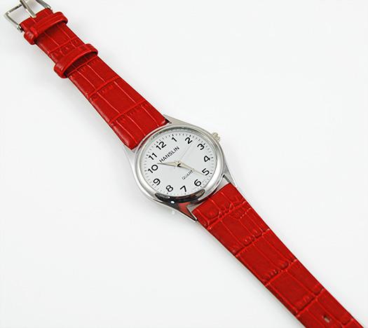 WA96: Round Face Red Leather Wristwatch